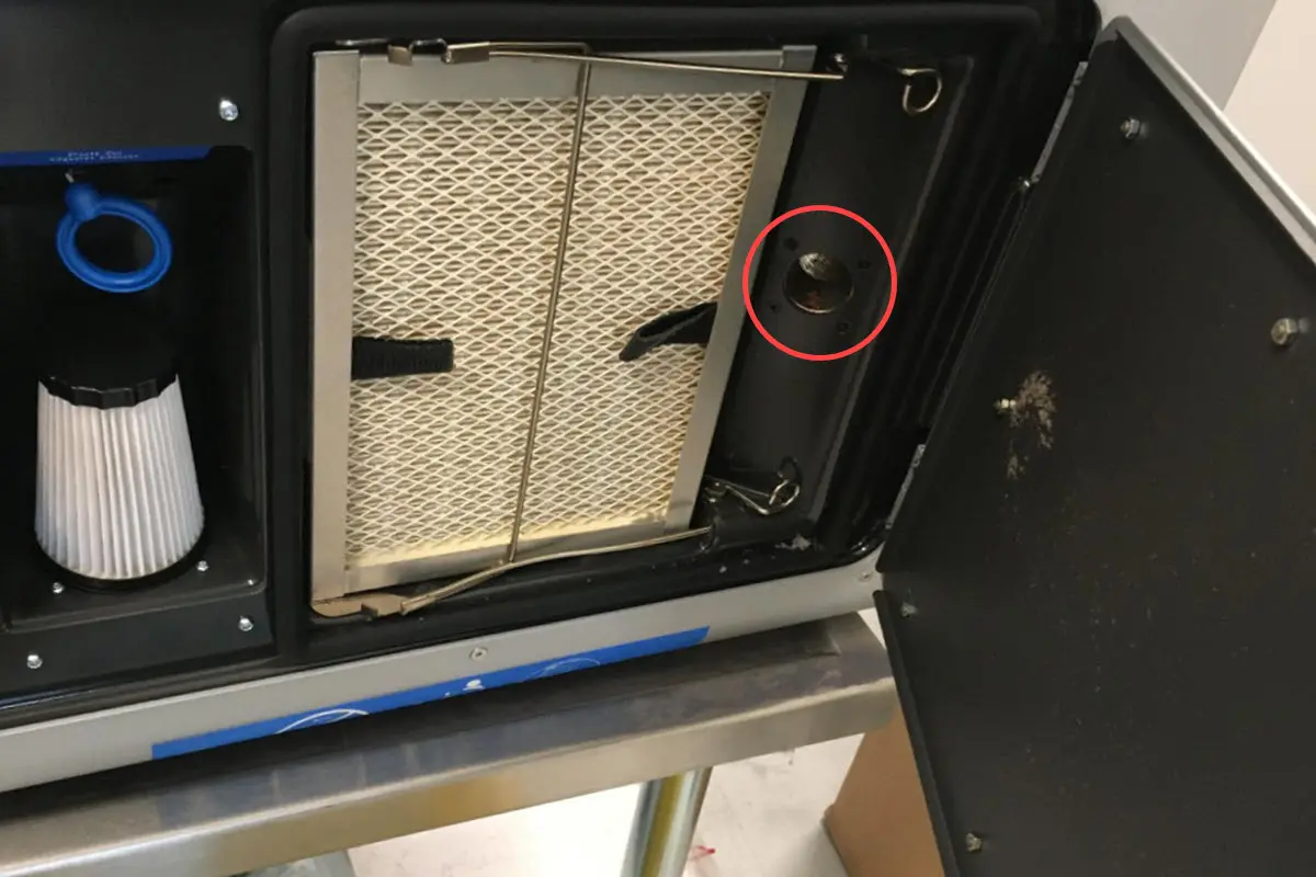ステップ5:排気口の位置を確認する
