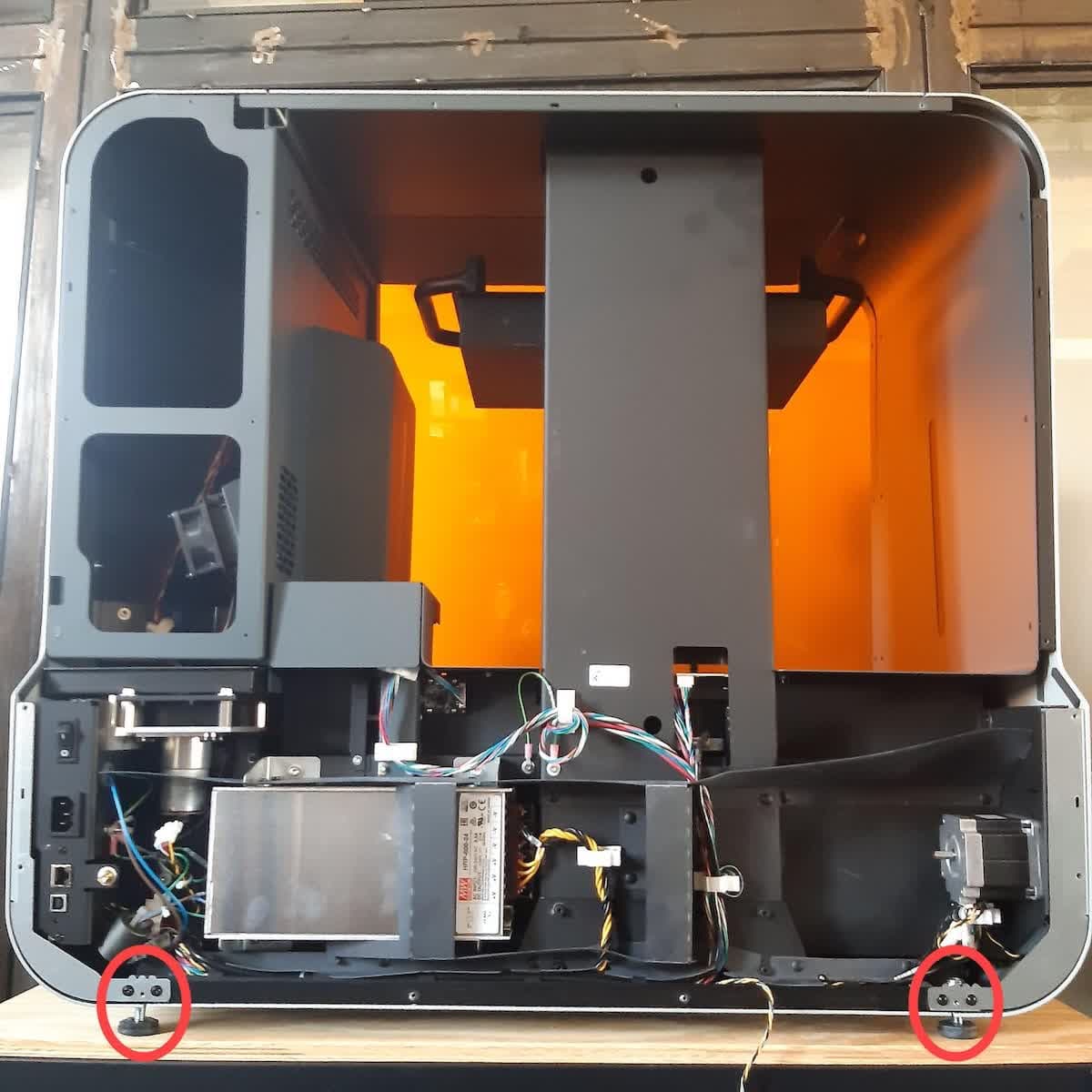 Form 3L rear leveling feet location after rear shell removal