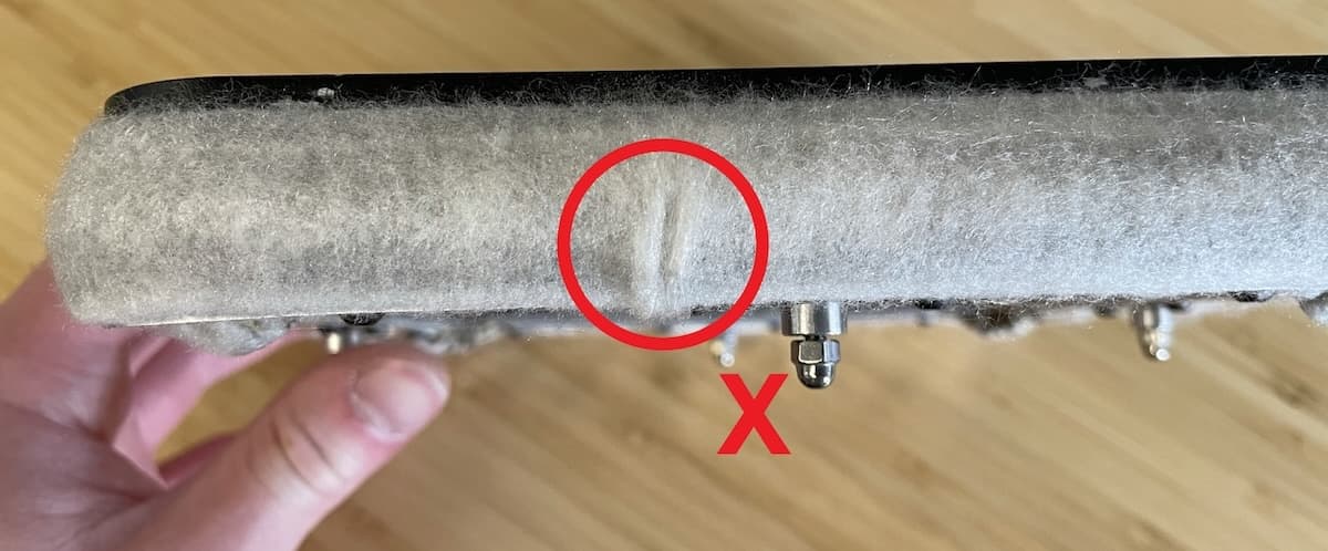 Damaged felt seal