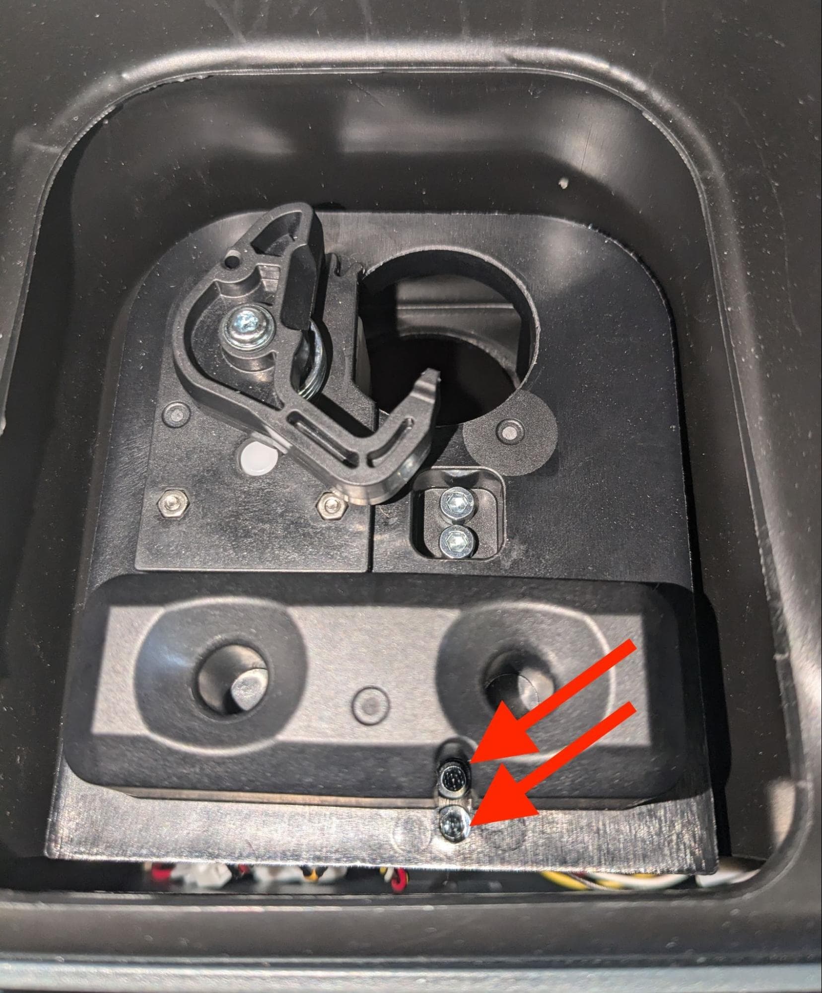 Cartridge floor screws