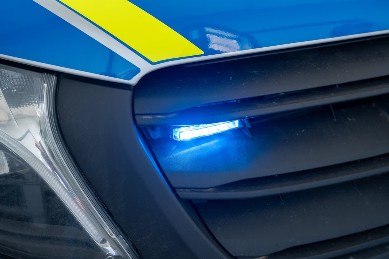 LED front flash light on a police van