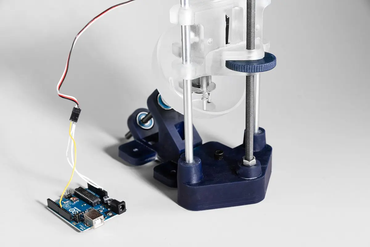 The speed of the lens’s rotation in the lens polishing machine is controlled by an Arduino.