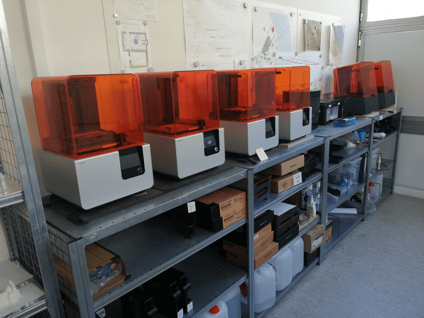 Das Architekturinstitut Mainz nutzte vier Form 2 und drei Form 3 SLA 3D-Drucker für die Visualisierung ihres Projekts.