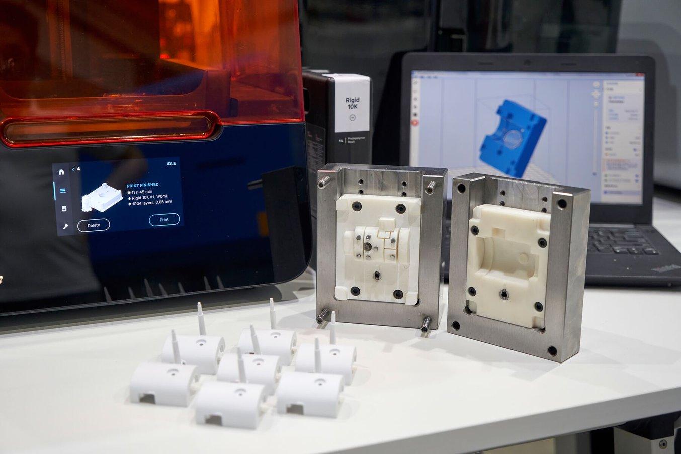 plastic parts produced with 3d printed injection molds