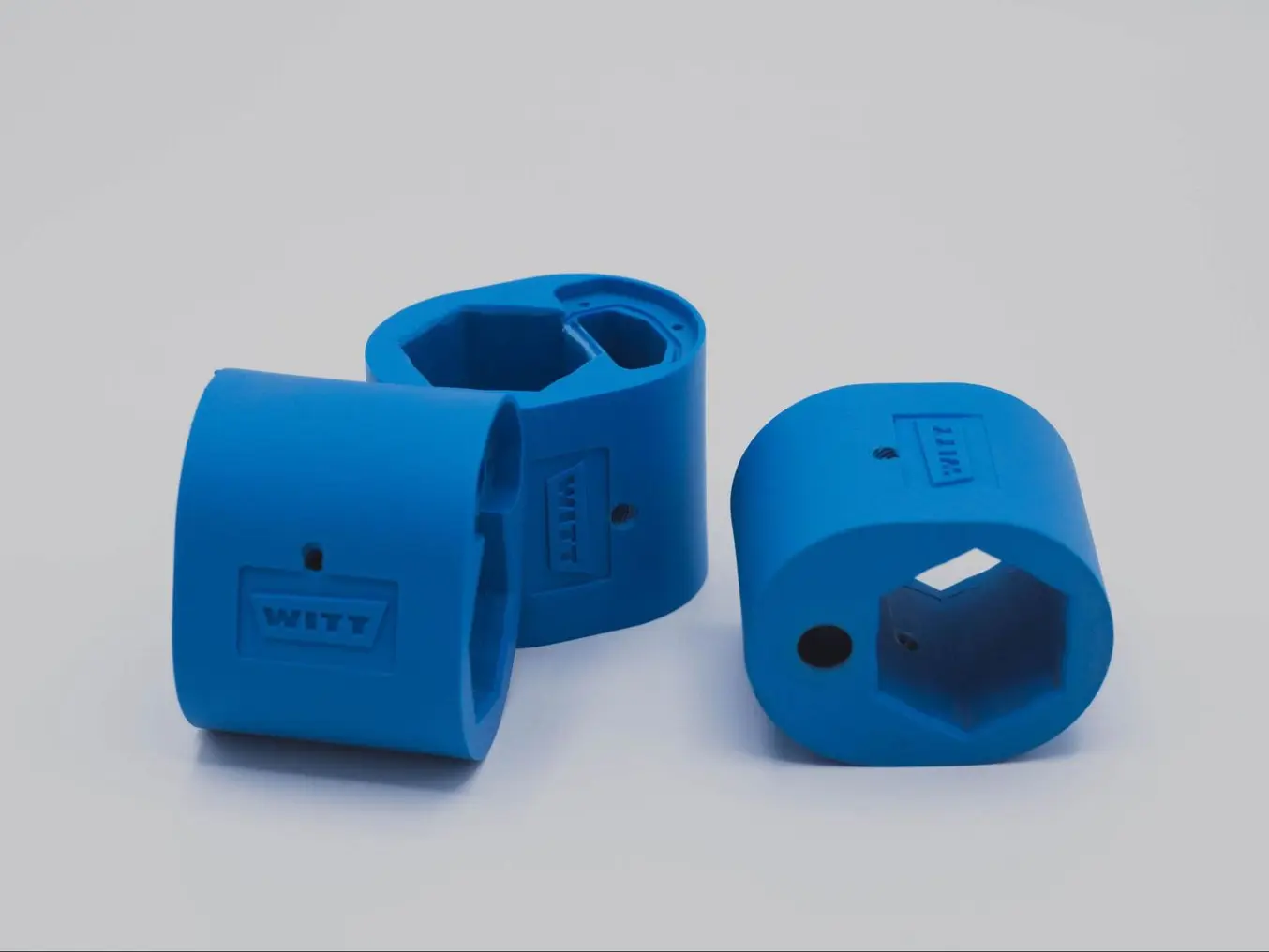 Housing for Witt Gasetechnik safety valves produced with silicone molding and SLA 3D printed master models.