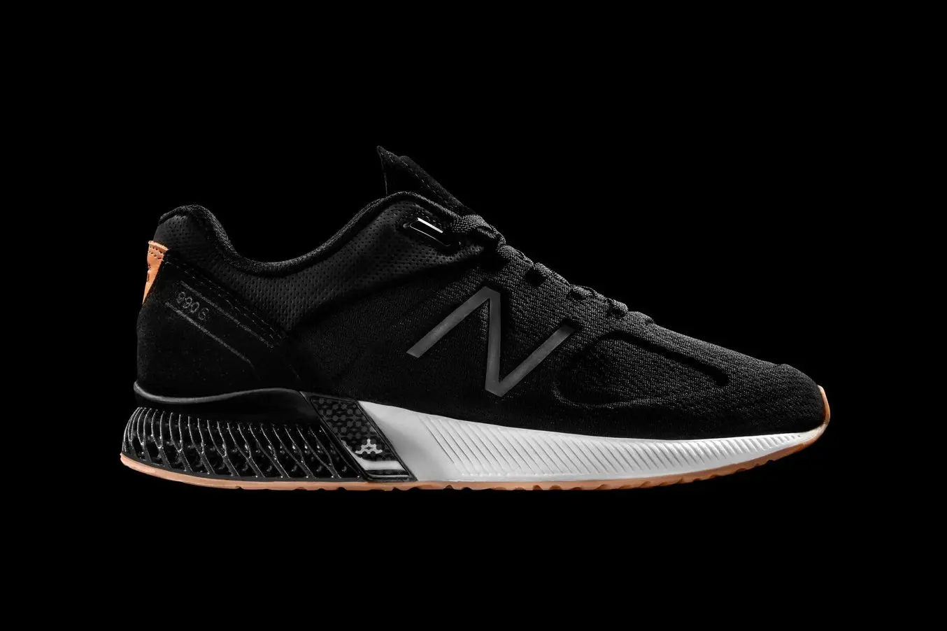 Chaussures New Balance incorporant Rebound Resin, un matériau d'impression 3D semblable au silicone.