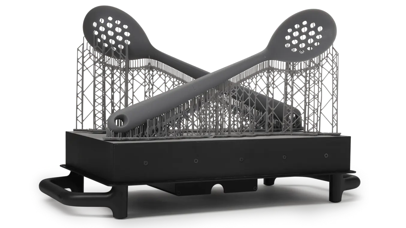 cucharas perforadas impresas en 3D, diseñadas e impresas por OXO en la Form 3L