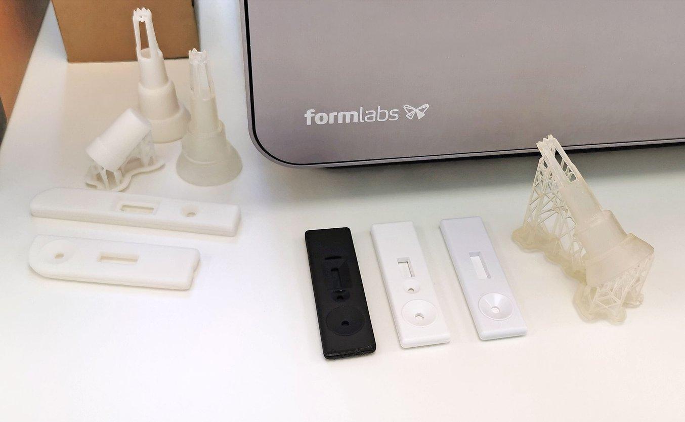 Mologic usa su impresora 3D de escritorio de Formlabs para producir la carcasa de sus kits de diagnóstico rápido.