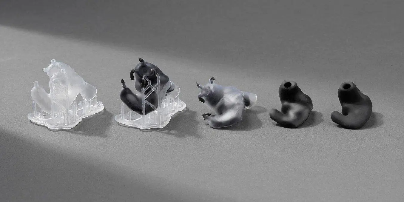 Silicone ear molds can be 3D printed to produce custom-fit ear devices.