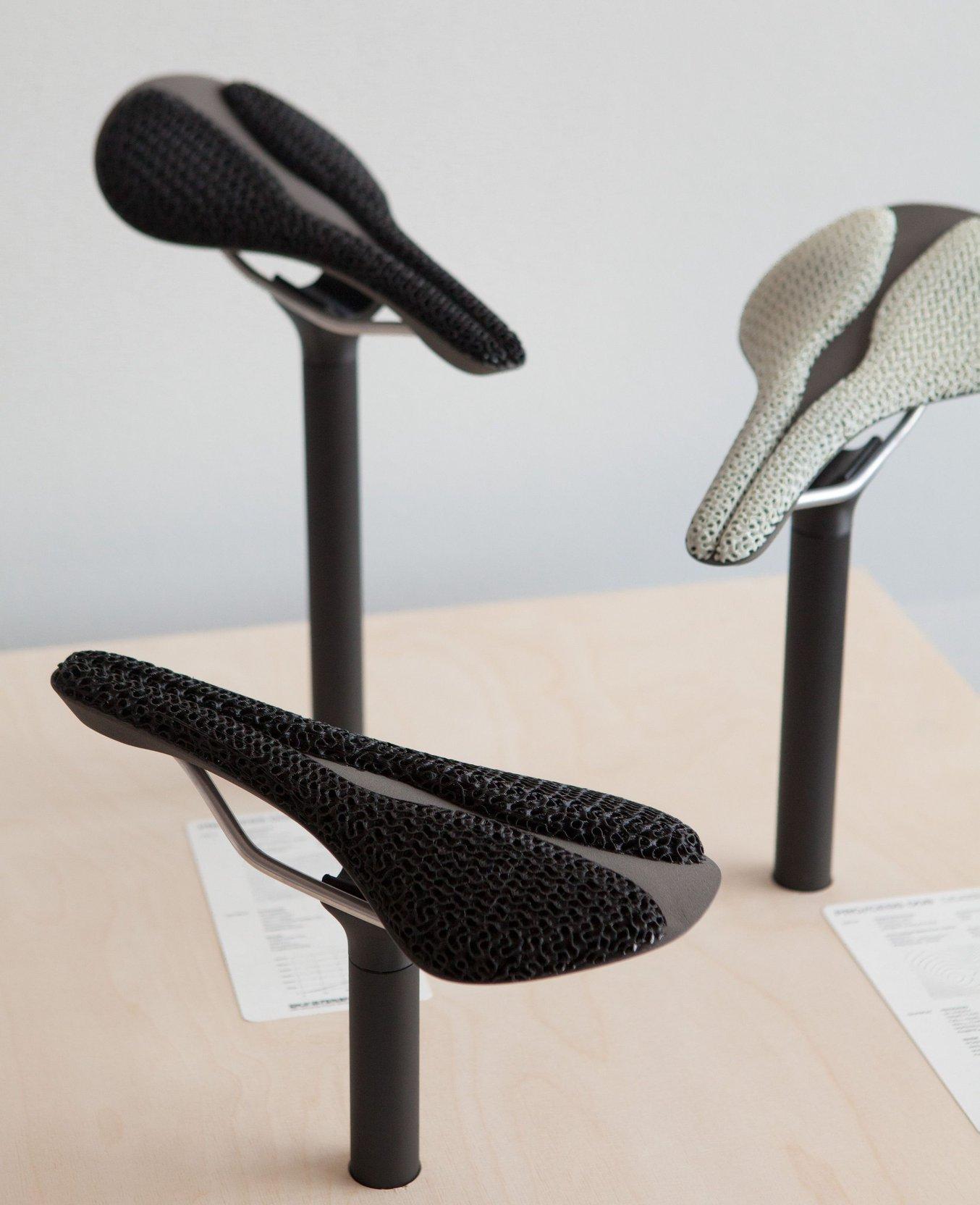 At the end of his bachelor's thesis, Tim Schütze had three gender-sensitive, individualized and ready-to-use bicycle saddles and an open-source process.
