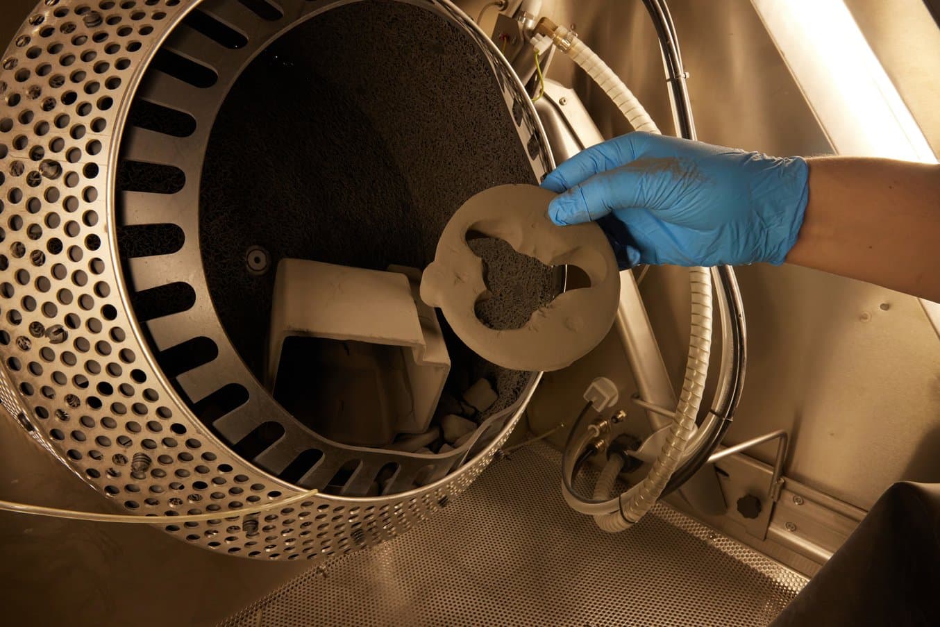Eaton tester cup unblasted in Fuse Blast