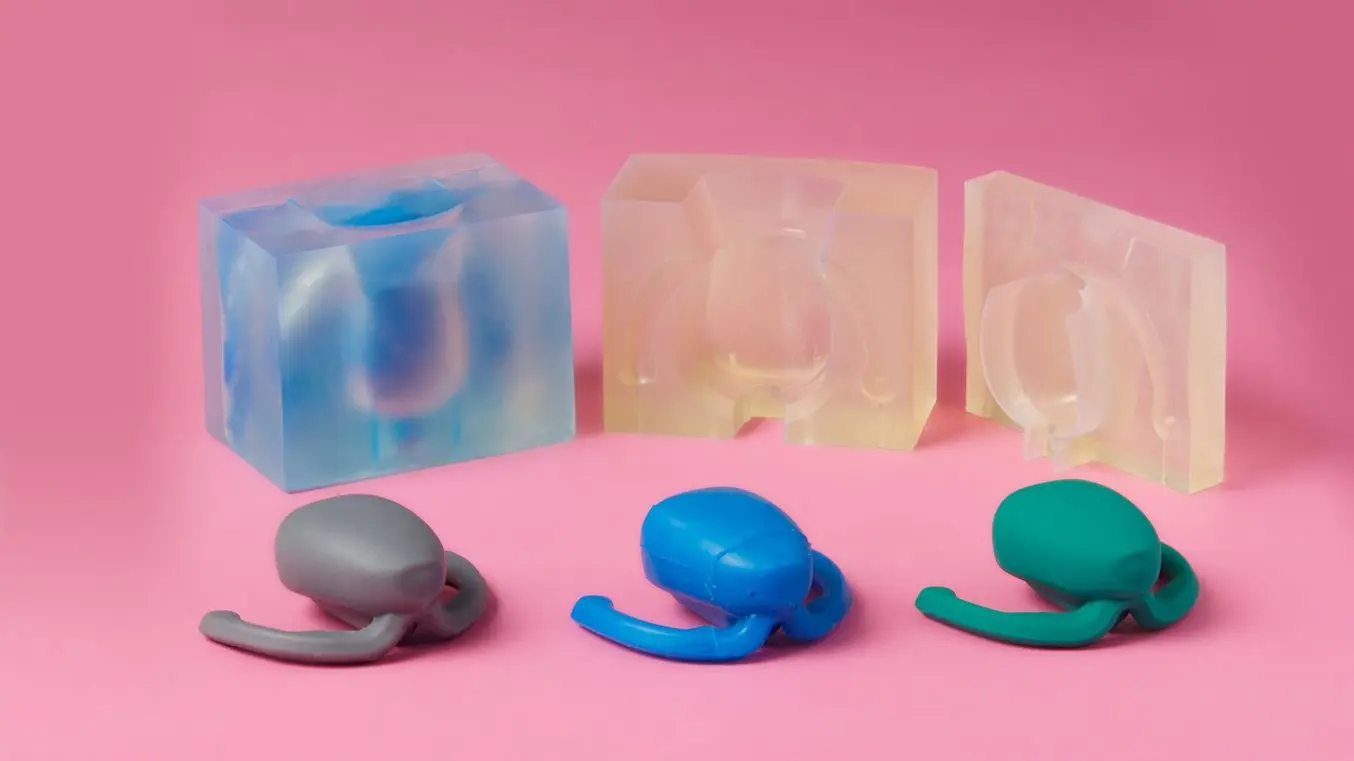 3D printed molds and the resulting silicone casts from them
