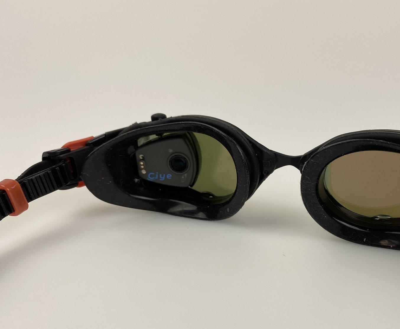 新製品Smart Goggle Maxの試作品