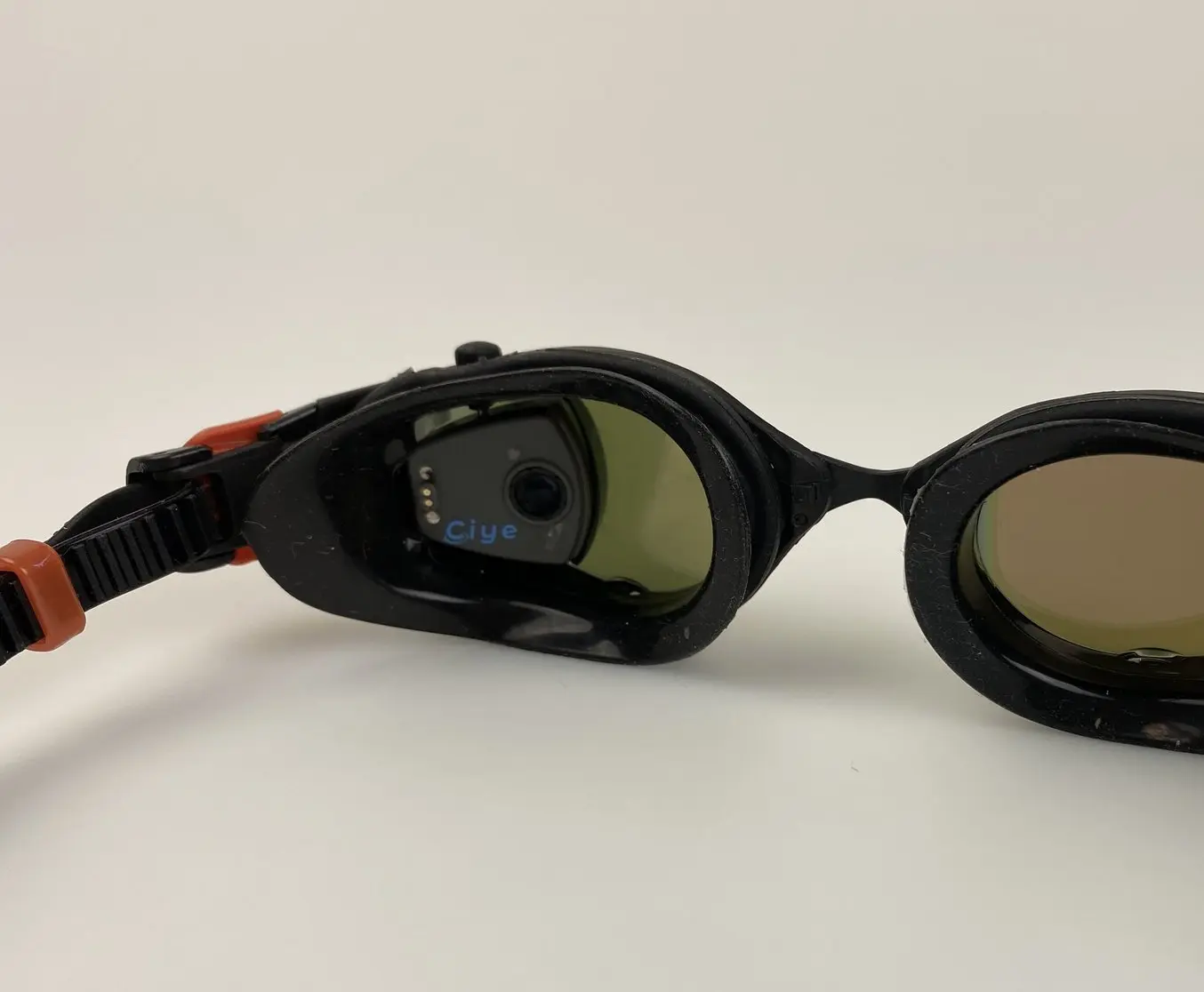 Prototipo dei nuovi Smart Goggle Max.