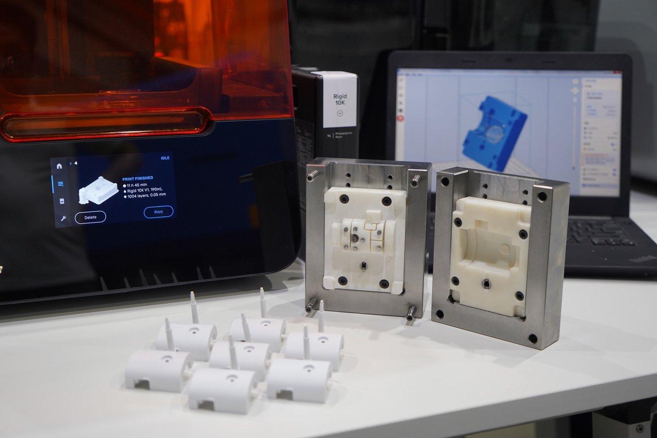 The Rigid 10K injection molds printed on the Form 3 could produce 100+ parts.