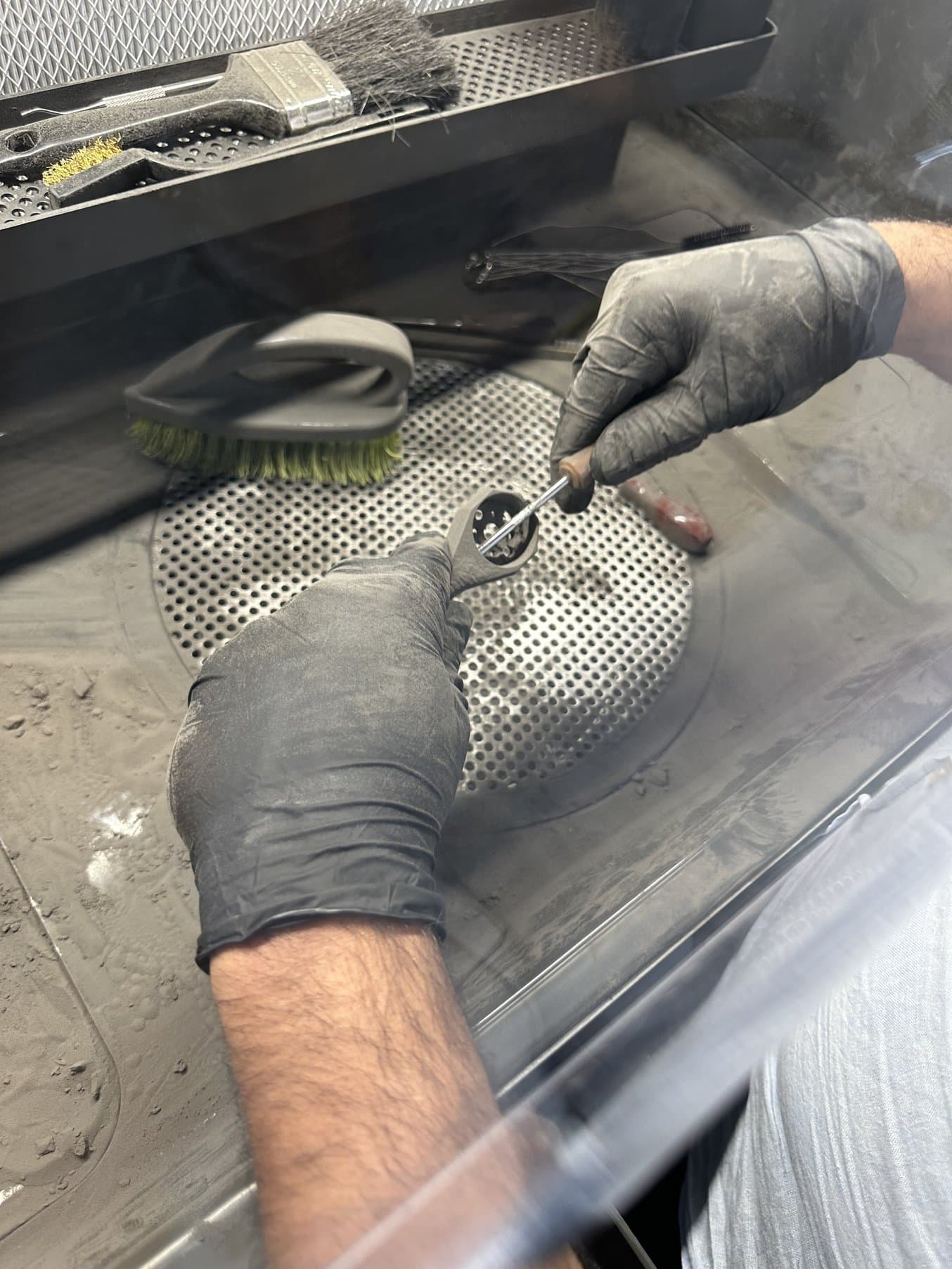 cleaning an sls 3d printed drone part