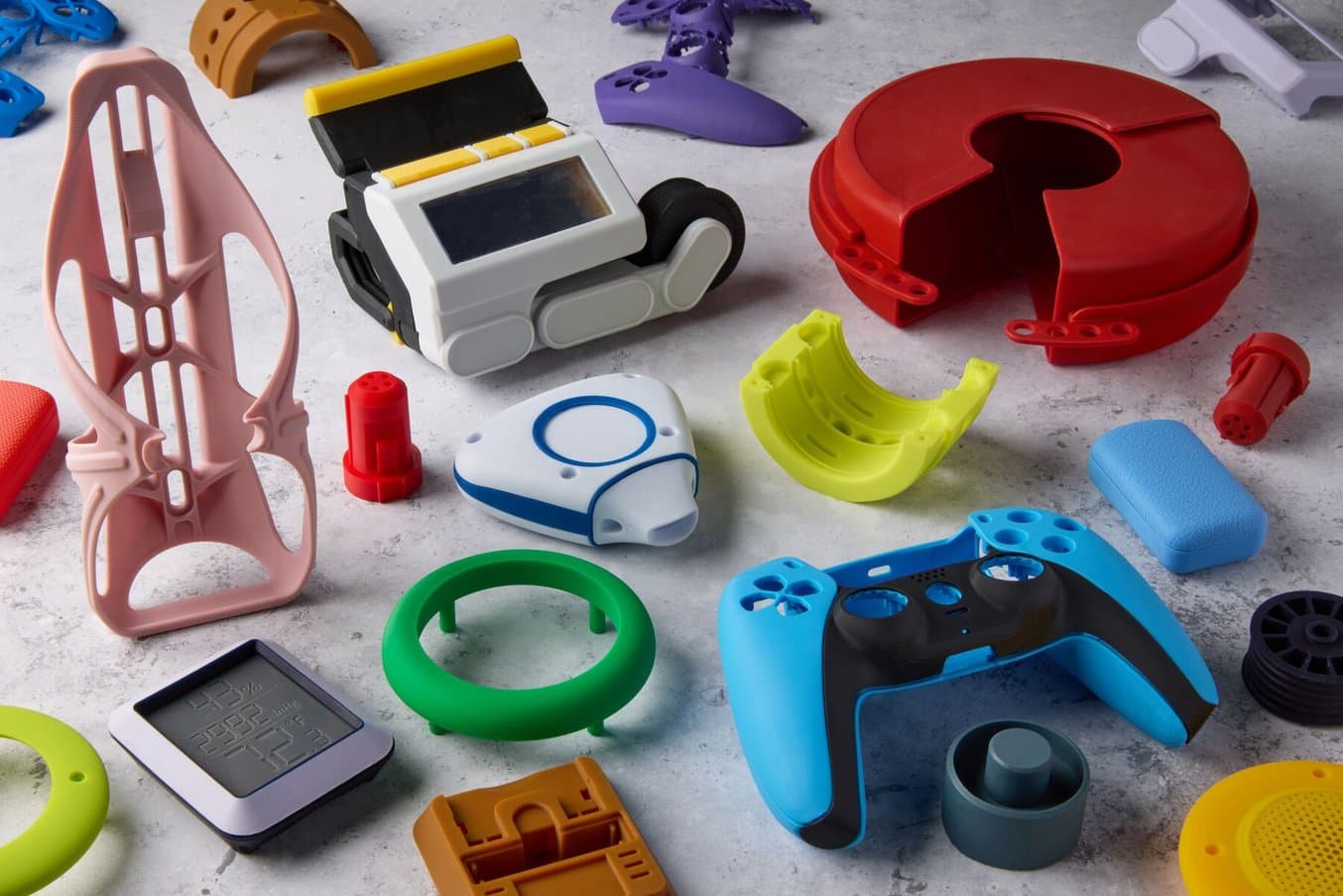 Parts 3D printed in Color Resin V5