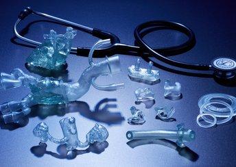 Anatomical models and medical devices 3D printed in clear resin