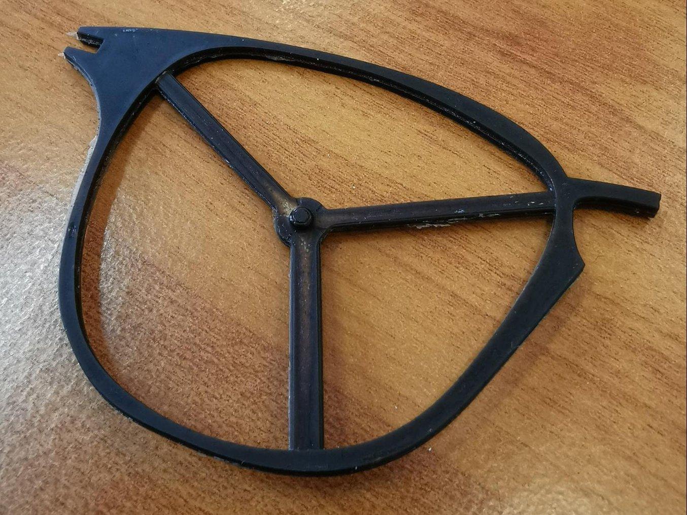 An eyewear frame manufactured using 3D printed molds.
