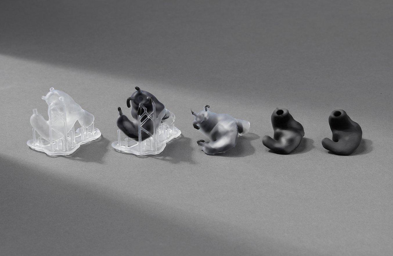 Auf Bestellung angefertigte, kundenindividuelle In-Ear-Kopfhörer können mithilfe von 3D-gedruckten Formen kostengünstig hergestellt werden.