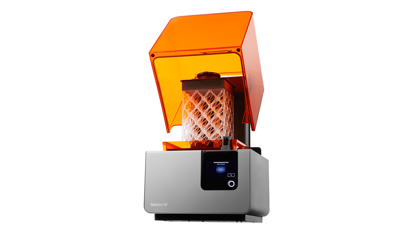 Heute ist Formlabs einer der Innovationspioniere in Sachen Stereolithographie und macht nicht nur günstigere Systeme verfügbar, sondern entwickelt auch spannende neue Materialien und öffnet so den 3D-Druck für neue Anwendungen in verschiedenen Branchen und