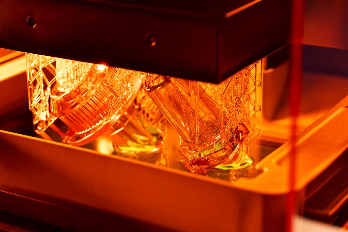 High Resolution SLA and SLS 3D Printers for Professionals | Formlabs